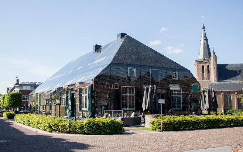 De Glazen boerderij in Schijndel